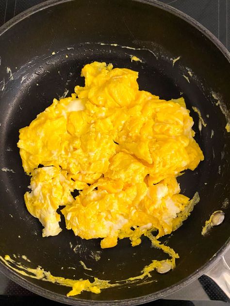 Scrambled eggs before adding syrup. How To Scramble Eggs, Scrambled Egg Recipes, Cinnamon Toast Recipe, The Best Scrambled Eggs, Best Scrambled Eggs, Scrambled Eggs Recipe, Egg Dishes, Scrambled Egg, Holiday Brunch