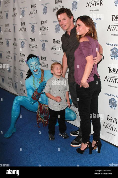 Download this stock image: Los Angeles, California, USA. 12th Nov, 2016. 11 November 2016 - Los Angeles, California - Shawn Hatosy, Leo Hatosy, and Kelly Albanese. Cirque du Soleil ''Toruk - The First Flight'' Opening Night held at Staples Center. Photo Credit: PMA/AdMedia © AdMedia/ZUMA Wire/Alamy Live News - H8GPWK from Alamy's library of millions of high resolution stock photos, illustrations and vectors. Shawn Hatosy, 11 November, Staples Center, Child Actors, Opening Night, Image Processing, Live News, California Usa, Us Images