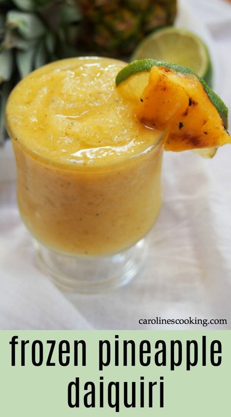 Pineapple Daiquiri, Paradise Cocktail, Tropical Drink Recipes, Frozen Drink Recipes, Lsu Game, Refreshing Cocktail, Frozen Cocktails, Boozy Drinks, Frozen Pineapple