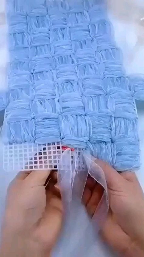 Pin by Crochet on Crochet like and share in 2022 | Diy crochet projects, Beginner sewing projects easy, Diy creative crafts Sac Diy, Diy Yarn Crafts, Diy Bag Designs, Diy Bags Patterns, Sewing Crafts Tutorials, Beginner Sewing Projects Easy, Yarn Diy, Plastic Canvas Crafts, Diy Creative Crafts