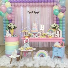 Décoration Baby Shower, Unicorn Birthday Party Decorations, Unicorn Themed Birthday Party, Party Backdrops, Unicorn Baby Shower, Bday Girl, Candy Table, Rainbow Birthday, Unicorn Birthday Parties