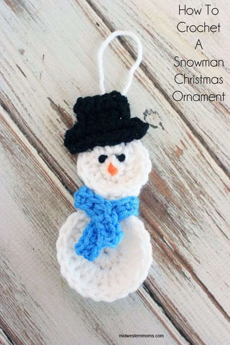 How to Crochet a Snowman Christmas Ornament. Free Pattern! Crocheted Snowman, Snowman Crafts Diy, Crochet Snowman, Confection Au Crochet, Crochet Xmas, Crochet Christmas Decorations, Snowman Christmas Ornaments, Crochet Ornaments, Ornament Pattern