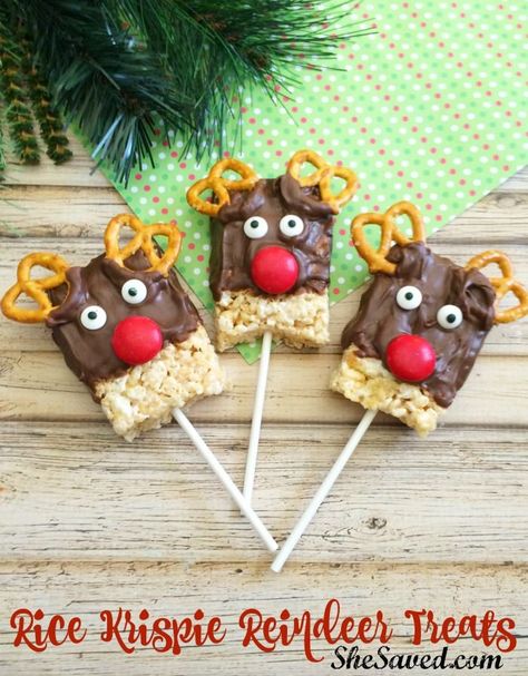 Aren't these Rice Krispie Reindeer Treats the cutest? We love them and best of all, this is an easy holiday treat to make with little ingredients needed! Jul Kaka, Reindeer Treats, Easy Holiday Treats, Xmas Treats, Easy Christmas Treats, Krispy Treats, Dessert Party, Rice Krispy, Crispy Treats