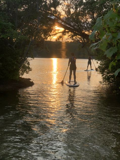 Summer Paddle Boarding, Aesthetic Paddle Boarding, Cape Cod Summer Aesthetic, Paddle Boarding Aesthetic, Knee Boarding, Summer Love Aesthetic, Summer Hobbies, Cape Cod Aesthetic, Outdoor Dates