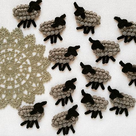 Sheep Applique, Exhibition Ideas, Crochet Sheep, Crochet Doilies, Doilies, Sheep, The Top, I Shop, Crochet Patterns