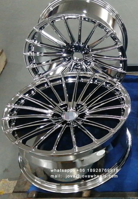 Chrome Rims For Cars, Black Chrome Wheels, Honda Accessories, Gold Wheels, Custom Bmw, Rose Gold Chrome, Chrome Rims, Silver Car, Wheels For Sale