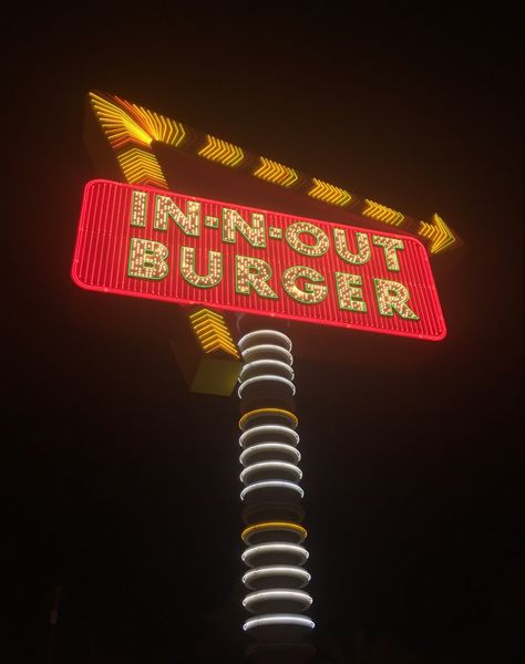 In And Out Aesthetic, In N Out Burger Aesthetic, In And Out Burger Aesthetic, In And Out, In N Out Aesthetic, Inside Out Burger, Lv Aesthetic, Burger Neon, Arizona Aesthetic