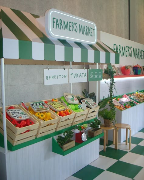 Supermarket Design Ideas, Fruit Market Design, Food Court Design, Farmers Market Booth, Prop Box, Supermarket Design, Fruit Stand, Pop Up Bar, Fruit Display