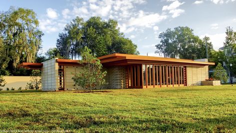 Frank Lloyd Wright | A Florida Southern Architecture Tour – Garden & Gun Florida Southern College, Usonian Style, Frank Lloyd Wright Style, Frank Lloyd Wright Usonian, Usonian House, Frank Lloyd Wright Architecture, Frank Lloyd Wright Buildings, Southern Architecture, Frank Lloyd Wright Homes