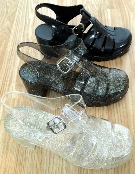 Jelly Heels, Clear Sandals, Fashion Festival, New Retro, Jelly Shoes, Jelly Sandals, Girls Sandals, Heels & Wedges, Chunky Heel