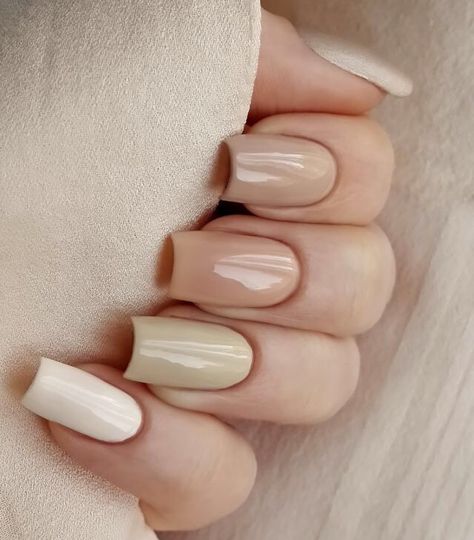 coffee coloured nails ☕️ Fall Gel Nails, Red Nail Polish, Coffee Color, I Love Nails, Womens Nails, Autumn Nails, Coffee Colour, Chrome Nails, Love Nails