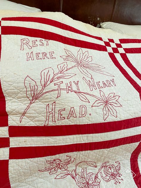 Embroidered Quilt Squares, Embroider Quilt, Quilt Banner, Tarot Quilt, Quilt Upcycle, Quilt Aesthetic, Quilt With Embroidery, Redwork Quilts, Redwork Christmas Quilt