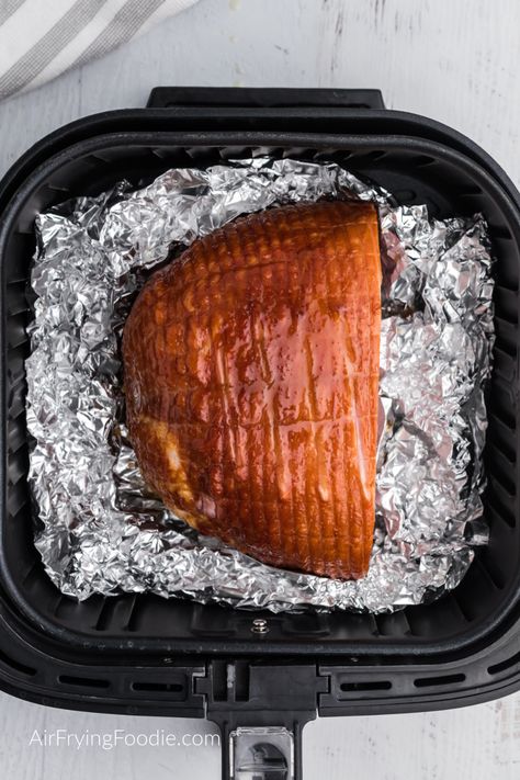 Air Fryer Ham with Butter Brown Sugar Glaze - Air Frying Foodie Ham Air Fryer, Wings Oven, Air Fryer Ham, Easy Ham Glaze, Thanksgiving Ham, Fried Ham, Air Flyer, Cooks Air Fryer, Ham Recipe