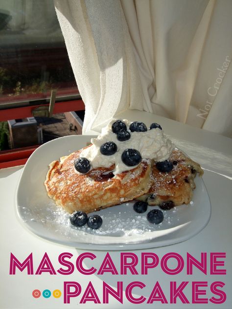 Fluffy Mascarpone Pancakes Mascarpone Pancakes, Homemade Mascarpone, Pancakes Homemade, Pancake Toppings, Blueberry Pancakes, What's For Breakfast, Fluffy Pancakes, Breakfast Sandwich, Pancake Recipe