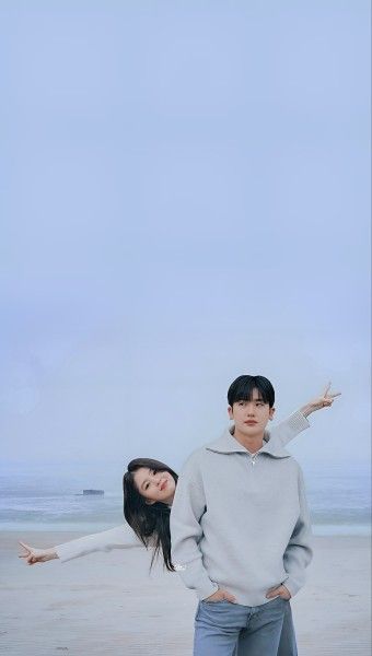 ❥ Like or reblog if you save ❥ Glowdrama on instagram 💕 Kdrama Couple Poses, Kdrama Couples Photoshoot, Cute Kdrama Couples, Soundtrack #1, Korea Couple Photoshoot, Soundtrack Kdrama, Kdrama Photoshoot, Kdrama Pictures, Couple Korea