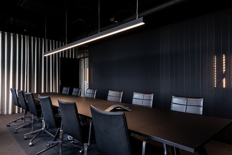 Realkapital - office on Behance Home Interior Design Luxury, Seminar Room, Dark Office, Lighting Office, Conference Room Design, Meeting Room Design, Office Meeting Room, Luxury Office, Art Creativity