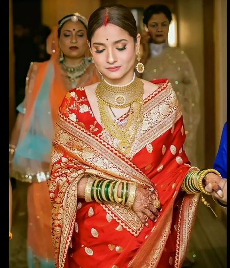 Reception Sarees, Beautiful Bridal Makeup, Ankita Lokhande, Indian Bride Makeup, Bengali Bridal Makeup, Bridal Makeup Images, Mehendi Outfits, Saree Draping Styles, Sari Design