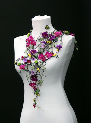 Floral Body Adornment, Body Adornment Jewellery, Wearable Flowers, Tatton Park, Fresh Flower Jewelry, Body Adornment, Floral Jewelry, Botanical Jewelry, Floral Fashion