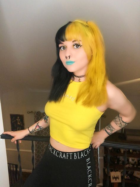 My top fave outfits I’ve worn with my black and yellow hair before I dye it again this weekend 🖤✨ Top from @forever21 Leggings from @blackcraftcult_official @hottopic #htfandom #mua #makeupinspo #emogirl #gothgirl #tattoos #hair #yellowhair #blackandyellow #blackandwhitemakeup #gothic #fashion #grungefashion #gothfashion #splithair #colorfulhair Yellow Hair Dye Ideas, Half Black Half Yellow Hair, Orange And Black Split Dye, Yellow And Black Hair, Black And Yellow Hair, Orange And Yellow Split Dye, Pink And Yellow Hair Split, Yellow Hair Dye, Split Dyed Hair Neon Green