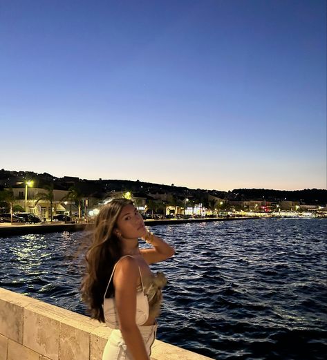 Greek island aesthetic ocean vibe Greek Girl Aesthetic, Greek Islands Aesthetic, Greek Island Aesthetic, Greek Isles Cruise, Greece Girl, Greek Aesthetic, Island Aesthetic, Greece Trip, Aesthetic Ocean