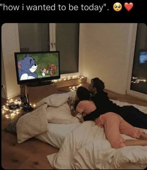 شركة المرعبين المحدودة, Romantic Date Night Ideas, Tom Y Jerry, Cute Date Ideas, Perfect Girl, Cute Relationship Photos, Cute Love Stories, Mia 3, Foto Casual