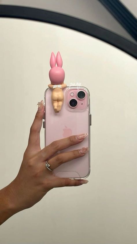 Girly Outfits Pink, Rose Pink Aesthetic, Pyjamas Aesthetic, Clean Girl Era, Coquette Lifestyle, Relatable Illustrations, Casing Iphone, Produk Apple, Collage Phone Case