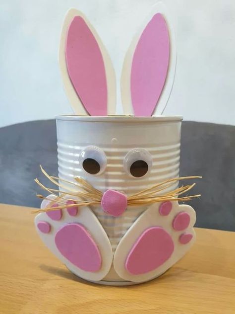 Diy Easter Crafts, Easter Board, Fun Easter Crafts, Easter Craft Decorations, Easy Easter Decorations, Easy Easter Crafts, Easter Bunny Crafts, Easter Decorations Kids, Easter Craft