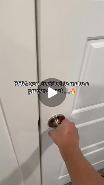 Julia (Poe) Petersen on Instagram: "this is my favorite room in our house ❤️ jacob put together this prayer room for us and i absolutely LOVE the way it turned out! it’s not about where you pray; you can pray in your bed, in the shower wherever you are because God is always with you and always hears you ✝️#christian #love #Jesus #JesusisKing #prayer #viral #explore #trending" Praying Room Christian, Bible Study Room Ideas, Prayer Closet Small Space, Prayer Room Ideas Catholic, Prayer Corner Christian, Prayer Area Ideas Home Christian, Prayer Closet Ideas Decor, Prayer Corner Ideas Bedrooms Christian, Prayer Room Christian