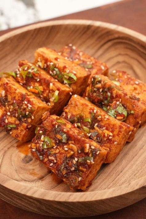 Korean Braised Tofu Recipe, Braised Tofu Korean, Korean Marinated Tofu, Korean Tofu Marinade, Korean Fried Tofu Recipes, Korean Tofu Side Dish, Korean Fried Tofu, Tofu Korean Recipes, Vegan Korean Recipes