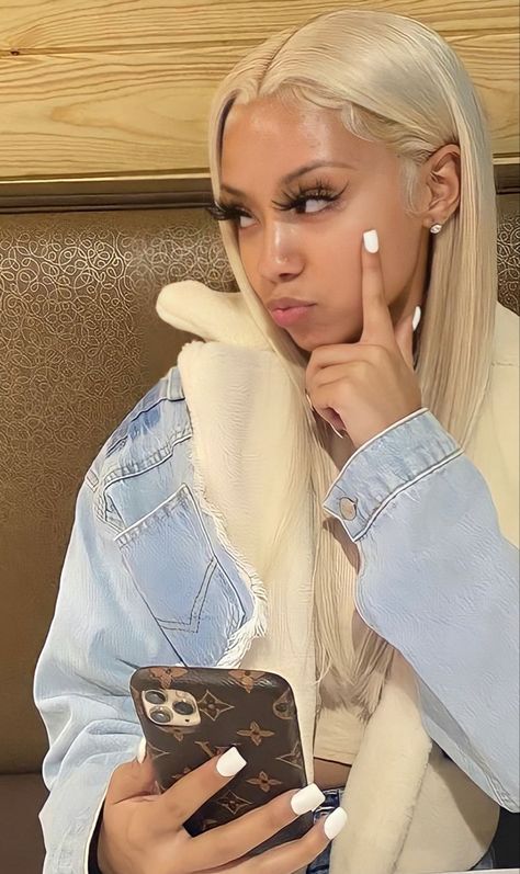 Blonde Straight Hair Black Women, Blond Wigs For Black Women, Edges Wig, 4c Edges, Frontal Wig Hairstyles, Wigs Glueless, Dyed Hair Inspiration, 100 Human Hair Wigs, Colored Wigs