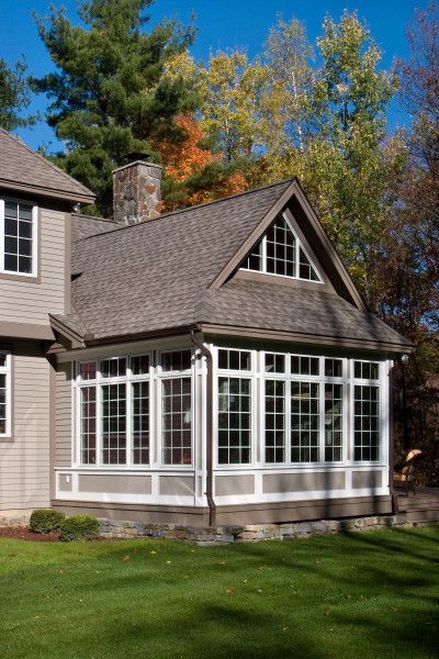 Sunroom addition with room above-perhaps a couple dormers Sunroom Exterior, Sunroom Windows, Family Room Addition, Enclosed Porch, 4 Season Room, Four Seasons Room, Sunroom Addition, Three Season Room, Enclosed Porches