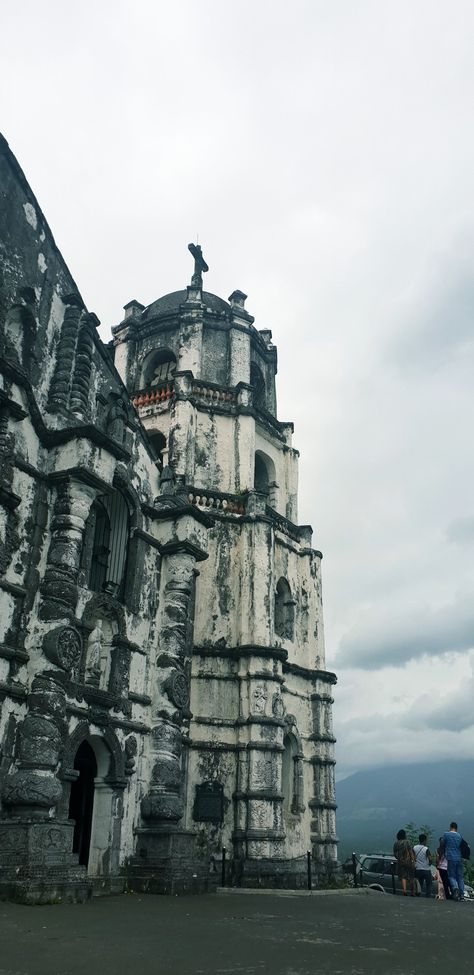 Mt Mayon, Albay Philippines, Bicol Philippines, Travel Philippines, Roman Catholic Church, A Hill, Roman Catholic, Lonely Planet, Catholic Church