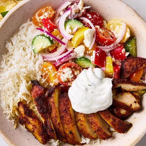 These Chicken Shawarma Bowls Will Make Meal Prep Exciting Hard Recipes, Chicken Shawarma Bowl, Bowl Dinners, Shawarma Bowl, Fall Chicken Recipes, Heathly Recipes, Golo Recipes, Cheesesteak Stuffed Peppers, Bowl Meals