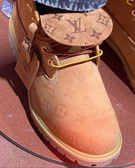 Louis Vuitton Timberland Boots, Custom Timberland Boots, Stage Dive, Foot Games, Timberland Boots Outfit Mens, Louis Vuitton Outfit, Timberland Boots Outfit, Rapper Style, Pretty Shoes Sneakers