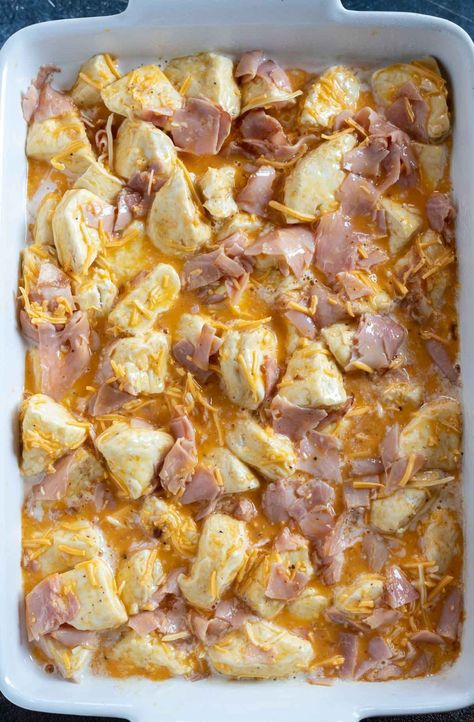 Ham And Cheese Egg Bake Bread, Breakfast Casserole With Biscuits Eggs, Easy Breakfast Casserole Biscuits, Ham Biscuit Casserole, Ham And Egg Biscuits, Breakfast Casserole With Ham And Biscuits, Ham Egg And Cheese Biscuits, Ham And Cheese Casserole Recipes, Biscuits Ham And Cheese