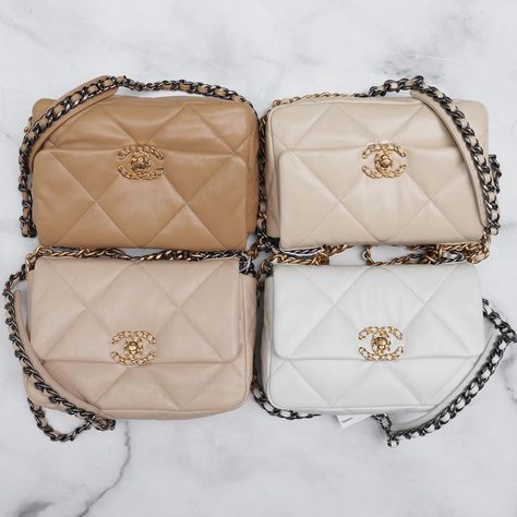 Julia Rose on Instagram: “You tend to like these color comparisons so here’s another with one of our favorite bags—the Chanel 19. We adore its look, size,…” Chanel 19 Beige Outfit, Chanel 19 Handbag, Chanel 19 Bag Outfit, Chanel Bag Collection, Beige Chanel Bag, Travelling Accessories, Coco Chanel Bags, Content Aesthetic, Chanel 19 Bag