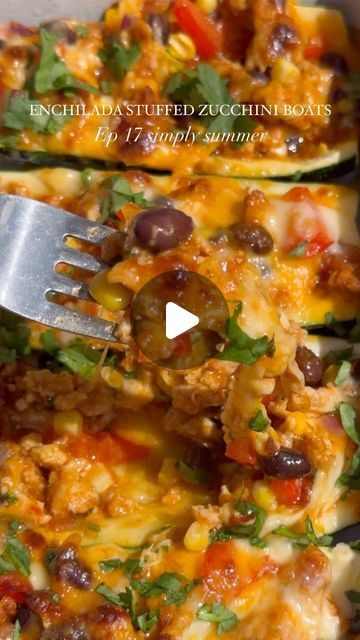 Enchilada Filling, Stuffed Zucchini Boats, Summer Zucchini, Jalapeno Pepper, Tortellini Recipes, Cheese Bake, Stuffed Zucchini, Summer Produce, Zucchini Boats