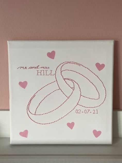 Mr And Mrs Painting Canvases, Engagement Canvas Painting, Wedding Painting Gift Canvases, Diy Pictures On Canvas, Wedding Painting Ideas Gift, Paintings For Wedding Gifts, Diy Wedding Painting Canvas, Canvas Painting And Embroidery, Embroidery On Canvas Ideas