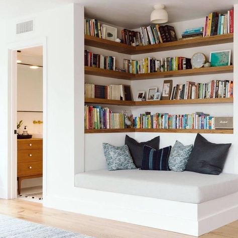 Small Space Library, Aesthetic Mini Library, Small Closet Book Nook, Bedroom Mini Library, Small Reading Nook Cozy Corner Book Shelves, Mini Library In Bedroom, Small Library Room, Small Home Library Design, Hidden Rooms