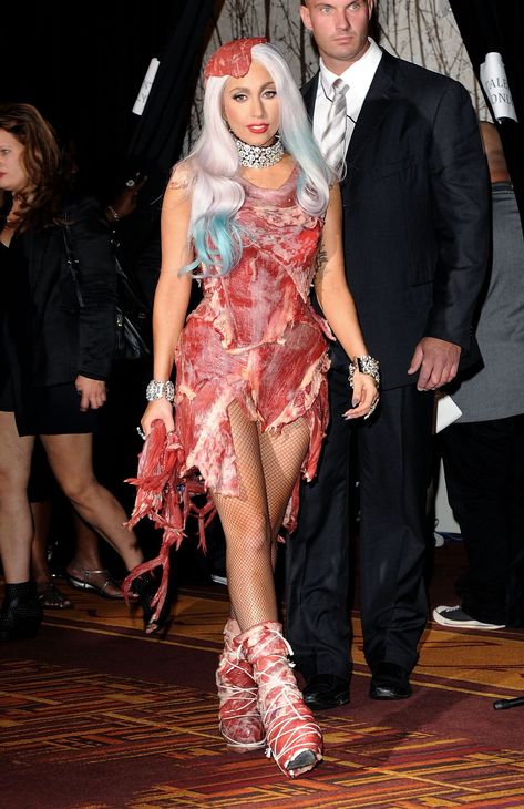 Important: This Is What Lady Gaga's Meat Dress Looks Like Five Years Later Lady Gaga Meat, Lady Gaga Meat Dress, Gaga Outfits, Lady Gaga Outfits, Meat Dress, Vic Mensa, Dress Looks, Famous Stars, Heidi Klum