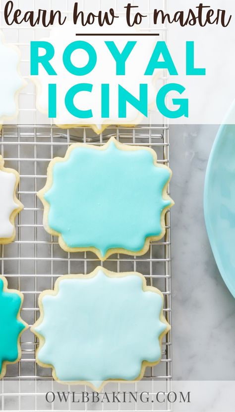 Royal Icing Easy, Easy Icing Recipe, Best Royal Icing Recipe, Sugar Cookie Icing Recipe, Easy Icing, Cookie Icing Recipe, Icing Transfers, Icing Flowers, Royal Icing Recipe