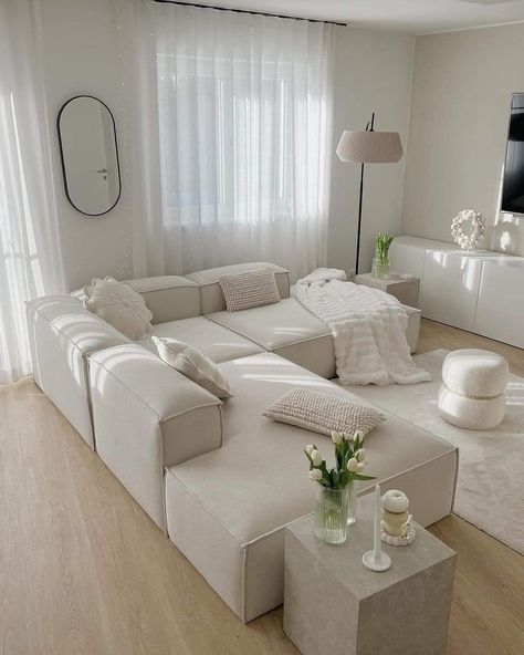 Dream Apartment Decor, Apartment Living Room Design, Future Apartment Decor, Hiasan Bilik, التصميم الخارجي للمنزل, Apartment Decor Inspiration, Home Design Living Room, White Furniture, Decor Home Living Room