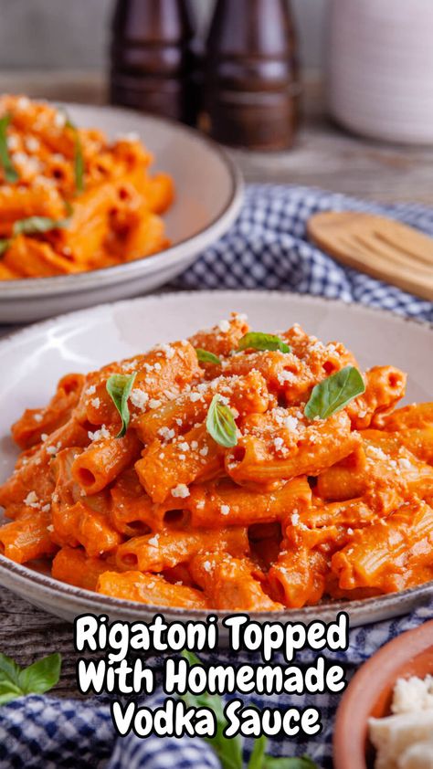 Treat yourself to rigatoni topped with homemade vodka sauce! This creamy rigatoni recipe makes an easy pasta dinner, perfect for any night when you crave delicious and satisfying meals." Rigatoni With Vodka Sauce, Creamy Rigatoni, Homemade Vodka, Homemade Vodka Sauce, Rigatoni Recipe, Vodka Sauce Recipe, Vodka Sauce Pasta, Rigatoni Recipes, Pink Sauce