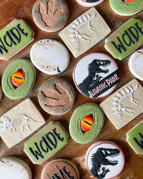 Jurassic Park Party Cake, Jurassic World Birthday Cookies, Jurassic Cookies Decorated, Animal Birthday Cookies, Jurassic Park Cookies Decorated, Jurassic Park Cookies, Roar I’m 4 Cookies, Dino Ranch Cookies, Dino Theme Cookies