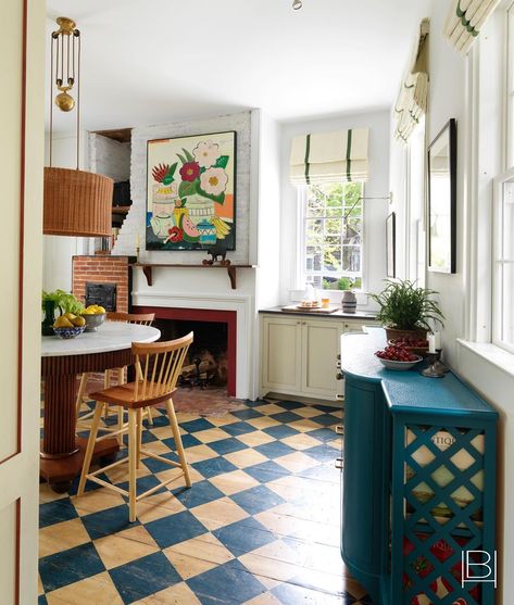 Beata Heuman on Instagram: “A project we completed on the East Coast of America last year... The kitchen is visible from the library and living room so we decided to…” Beata Heuman, Vintage Decor Ideas, Nantucket Summer, Classic Kitchen, Big Project, Painted Floors, Nantucket, Summer House, Kitchen Inspirations