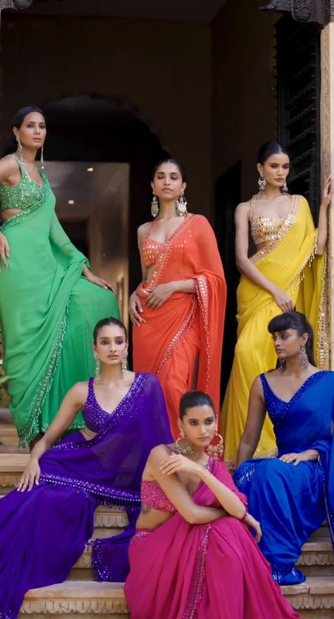 Bright Color Saree, Bright Colour Saree, Colourful Saree, Marriage Clothes, Long Blouse Designs, Drape Sarees, Bridal Sari, Bridal Dupatta, Simple Sarees