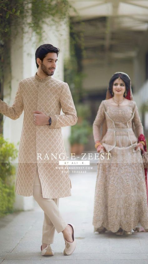 Sherwani For Men Engagement, Groom Outfit Ideas Indian, Grooms Attire Indian, Groom Wedding Servani, Sherwani Designs Indian Groom, Best Sherwani For Groom, Marriage Sherwani For Men, Servani Pose, Engagement Attire For Men