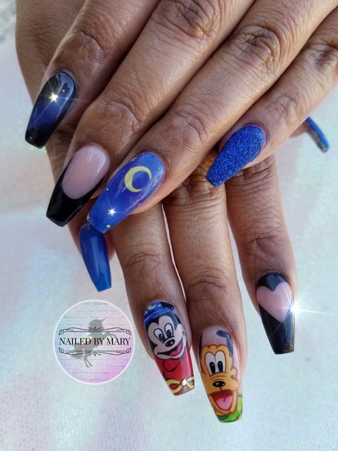 Nails nailart cute nails love acrylic Disney Mickey Mouse Pluto Galaxy heart hand painted blue black glitter night sky coffin narrow square Nailart Cute, Galaxy Heart, Mickey Mouse Nail Art, Mickey Mouse Nails, Nail Desi, Minnie Mouse Nails, Mickey Nails, Mickey Mouse Pins, Glitter Accent Nails