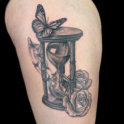 Broken Hourglass, Hourglass Tattoo Meaning, Hourglass Tattoos, Glass Tattoo, Pocket Watch Tattoos, Tattoo On Shoulder, Hourglass Tattoo, Free Tattoo Designs, Forarm Tattoos