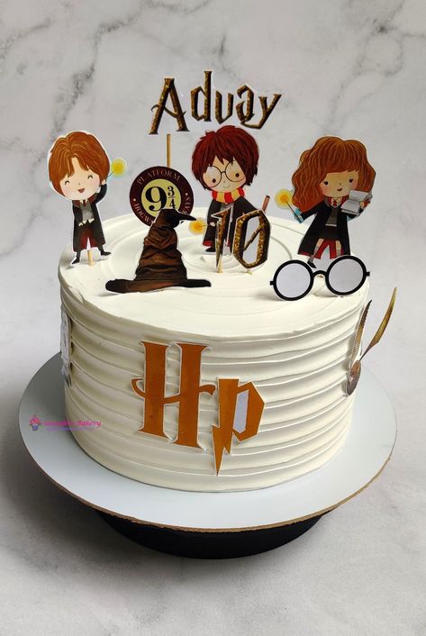 Harry Potter Pasta, Harry Potter Shower Ideas, Pastel Harry Potter, Hp Cake, Hari Poter, Tort Harry Potter, Harry Potter Theme Cake, Harry Potter Shower, Cumpleaños Harry Potter